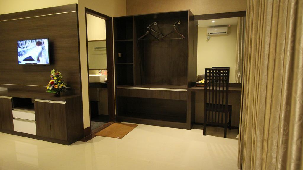 The Surya Kuta Villa Exterior foto