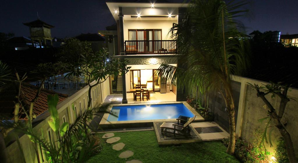 The Surya Kuta Villa Exterior foto