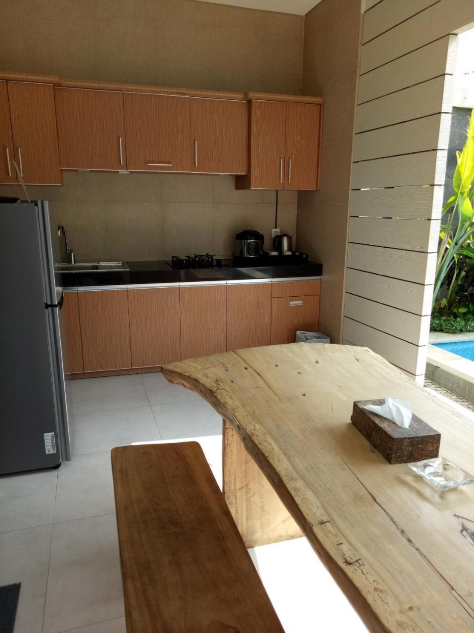 The Surya Kuta Villa Exterior foto
